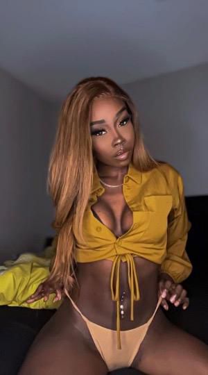 Hey babe my name is TaylorCouture 🌹🖤 Exotic babe from rhe island 🤎🏝, Ready to have to fulfill all your needs 👅...